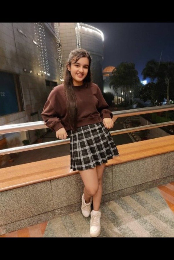 female call girl in Taj Vivanta